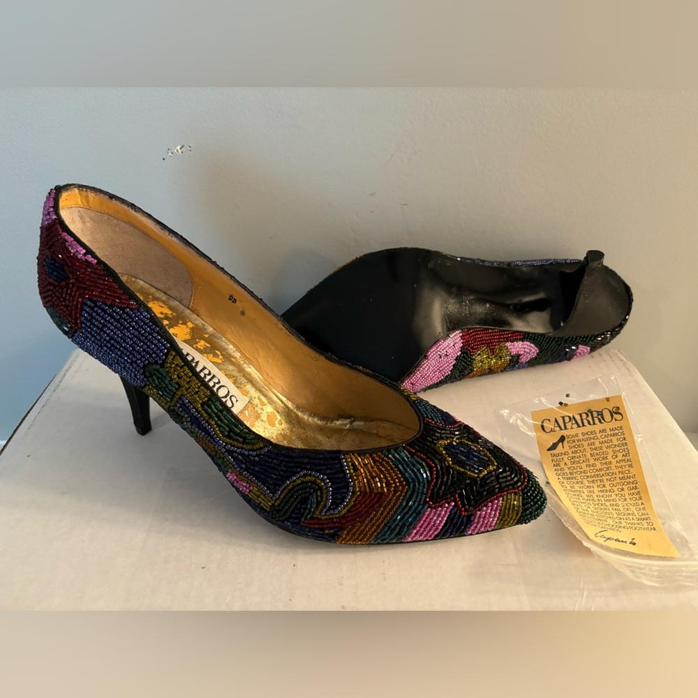 CAPARROS Multicolored Beaded Pumps w/ 3” Heels Size 9 - Picture 5 of 6